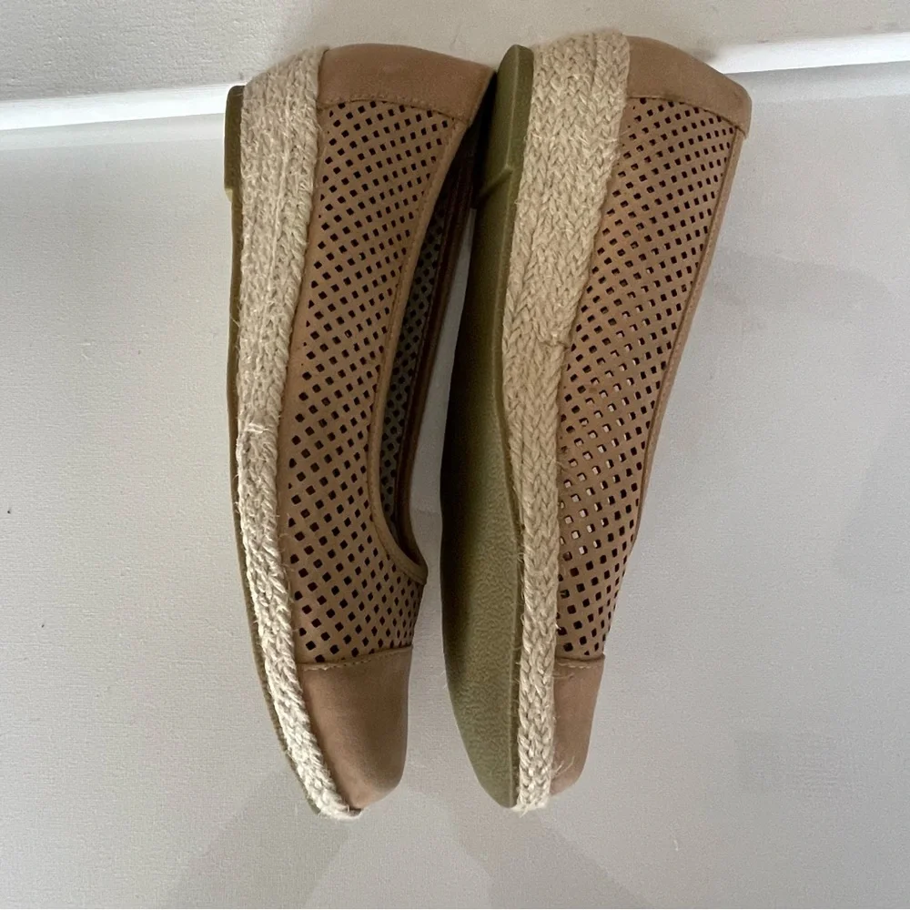 David Tate Ballet Flat Laser Cut‎ Leather Espadrilles Wedge Tan Sz 8